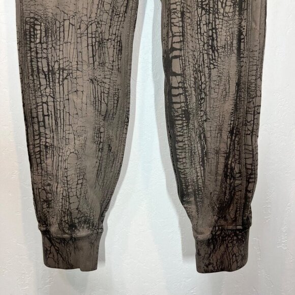 Lululemon Warm Down Joggers 7/8 Length Thread Dye Rover Black Size 4 sweatpants - Picture 6 of 11